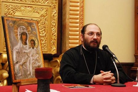 Preotul Constantin Necula, de Florii: Dacă i-am ajuta pe copii să lupte cu frunzele de finic şi să privească în ochi pe Iisus Hristos, nu i-ar mai înhăţa nici balene albastre, nici lucruri de nimic 