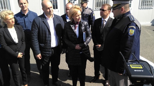 Ministrul de Interne a cerut Ungariei ”să se mobilizeze” la frontiera cu România, după ce la Nădlac II a avut personal insuficient - FOTO