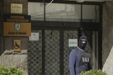 Toată conducerea executivă a CFR Marfă, în frunte cu fostul director general Mihuţ Crăciun, vizată de ancheta DIICOT