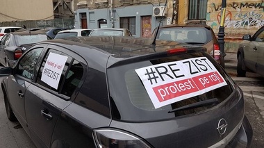 Protest pe roţi faţă de modificările la legea graţierii anunţat pentru joi, în jurul Palatului Parlamentului
