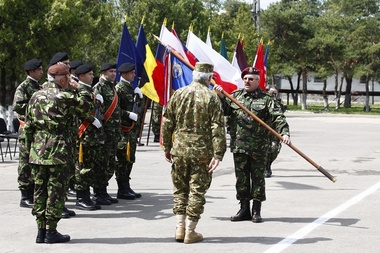 Generalul de brigadă Gheorghe Vişan a preluat de luni comanda Diviziei 2 Infanterie "Getica”