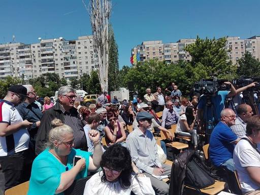 REPORTAJ: "Bijuteria" din "pârloagă" - parcarea de 14 milioane de euro dorită de Primăria Sectorului 4 în cartierul Tineretului. VIDEO