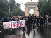 Peste 500 de persoane la "Marşul Diversităţii": Au plecat pe ploaie spre Piaţa Victoriei, susţinuţi de ambasadorul SUA, Hans Klemm. FOTO. VIDEO