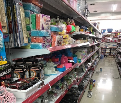 Constanţa: Amenzi de peste 200.000 de lei şi produse interzise de la comercializare, în urma controalelor la magazine chinezeşti