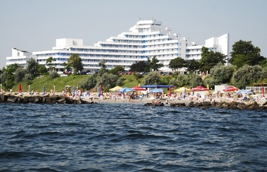Constanţa: 300 de poliţişti şi peste 200 de jandarmi vor asigura măsurile de siguranţă publică în minivacanţa de Rusalii