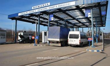 Cetăţenii ucraineni care au paşapoarte biometrice pot intra în România fără viză, începând de duminică 

