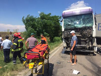 Una din cele 14 persoane rănite în accidentul din Teleorman a murit la spital
