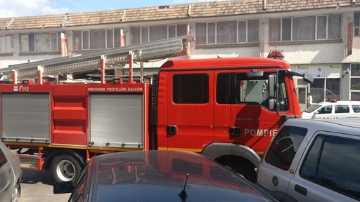 Tulcea: Aproape 90 de persoane, evacuate dintr-un bloc în urma unei acţiuni de dezinsecţie