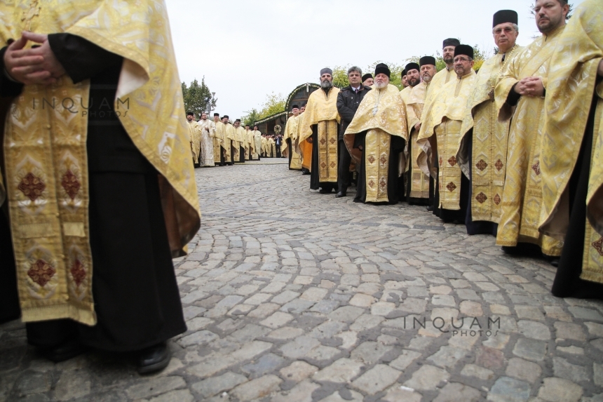 Patriarhia îi răspunde lui Teodorovici: BOR plăteşte impozite pe terenurile şi clădirile aflate în folosinţă, pe salarii şi pe toate activităţile economice desfăşurate în cadrul entităţilor economice care funcţionează în interiorul său 