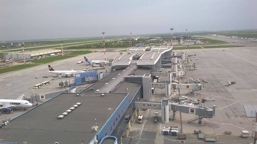 O aeronavă Airbus aparţinând companiei KLM a aterizat de urgenţă pe Aeroportul Henri Coandă