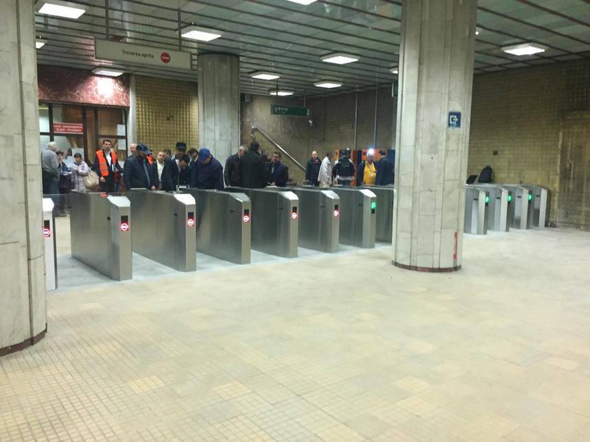 Metrorex deschide de luni accesul dinspre Splaiul Independenţei şi Bulevardul Unirii, în Staţia Unirii 1