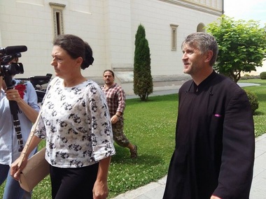 Preotul Cristian Pomohaci, care ar fi încercat să corupă sexual un adolescent de 17 ani, a depus cerere de autosuspendare din preoţie