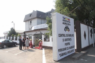 O asociaţie din Brăila care avea mai multe centre pentru bătrâni şi persoane cu handicap, rămasă fără acreditare din cauza condiţiilor din unităţi