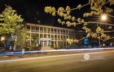 Primăria Alexandria îşi face publicitate de 800.000 de lei prin buletine informative şi emisiuni radio-tv
