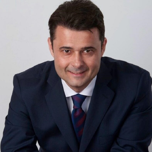 Imagini de la un conflict între poliţiştii locali şi persoane care au intrat cu căruţele în Capitală, postate de primarul sectorului 5. VIDEO