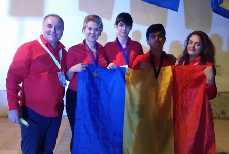 Două medalii de aur şi o medalie de argint obţinute de elevii români la Olimpiada Internaţională de Geografie 