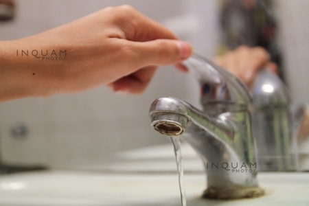 Alba: Locuitorii oraşului Abrud primesc apă doar zece ore pe zi din cauza secetei