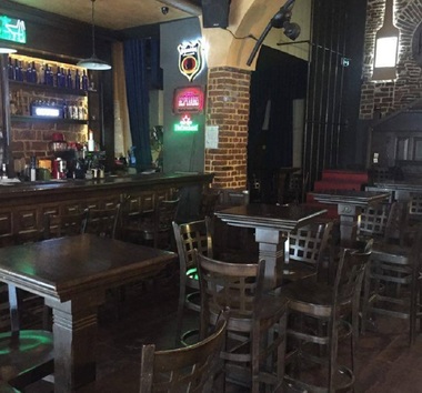 Activitatea a peste 15 restaurante şi cluburi din Centrul Istoric al Capitalei, suspendată de Poliţia Locală
