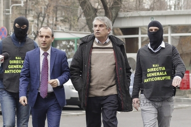 UPDATE - Medicul Gheorghe Burnei nu îşi poate relua activitatea în sistemul public de sănătate - decizie definitivă. Reacţia lui Gheorghe Burnei