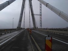 Circulaţia pe podul Agigea, restricţionată de astăzi până la 1 noiembrie. În următoarele trei nopţi, traficul va fi complet oprit