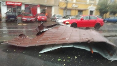 UPDATE ISU Timiş: Patru decese confirmate şi 12 răniţi în urma furtunii. Situaţia este în dinamică. VIDEO