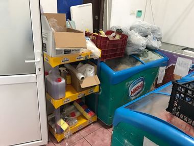 Constanţa: Bucătăria firmei care asigurămâncarea pentru două spitale private, închisă temporar de inspectorii CJPC. VIDEO