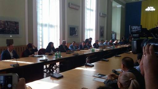 Guvernul alocă în şedinţa de joi bani pentru sprijinirea zonelor afectate de furtuni