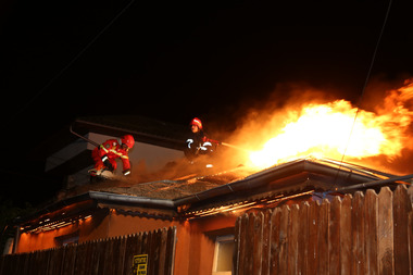 Începând de astăzi, IGSU aplică sancţiuni administrative celor care nu deţin autorizaţie de securitate la incendiu
