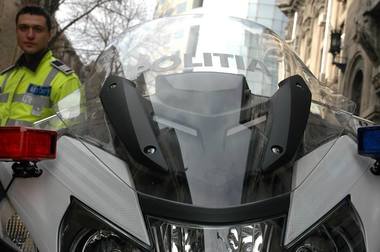 Peste şapte sute de poliţişti din întreaga ţară vor acţiona la deschiderea anului universitar