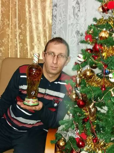 Mesaj emoţionant transmis de soţia minerului care şi-a pierdut viaţa în accidentul de la Mina Lupeni şi care a fost înmormântat de ziua lui