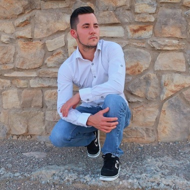 Primele declaraţii ale românului rănit grav în atacul din Las Vegas: De fiecare dată când merg într-un loc public îmi spun ”Nu eşti în siguranţă, naivule”