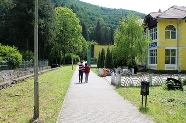 REPORTAJ: Singurul proiect cu finanţare europeană pentru staţiunea Moneasa, pierdut pentru că primăria nu a depus la timp documentele