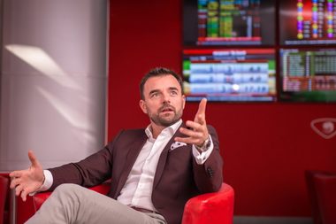 Ardeleanu (Superbet): Tot mai mulţi români pariază pe meciurile de tenis, odată cu succesul Simonei Halep. La noi, valoarea pariurilor sportive s-a dublat în fiecare an