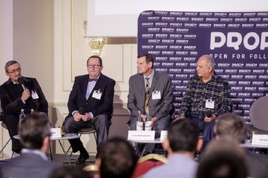 CONFERINŢA Profit.ro - Profesorii copiilor supradotaţi: Părinţii să nu aştepte ca vreo şcoală să dea diplome de geniu