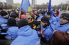 PMB va muta Festivalul de colinde din Piaţa Victoriei. Firea: Este începutul anarhiei; dacă astăzi a fost împiedicată primăria să organizeze legal un eveniment, mâine se poate întâmpla acelaşi lucru la Administraţia Prezidenţială