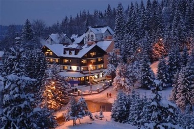 FPTR: Turiştii români au cheltuit în ţară circa 9,4 milioane euro în minivacanţa de 1 Decembrie 