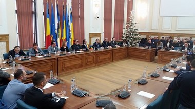 Şedinţă festivă a Consiliului Local Timişoara, pentru comemorarea eroilor din Decembrie 1989. Cei prezenţi au cerut rezolvarea Dosarului Revoluţiei