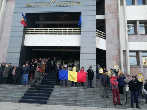 Galaţi: Protest al judecătorilor faţă de modificările legilor justiţiei