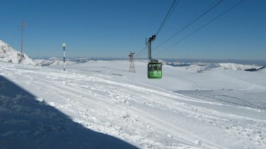 Defecţiunea de la instalaţiile de transport pe cablu din Sinaia a fost remediată; telegondola şi telescaunul vor funcţiona normal sâmbătă