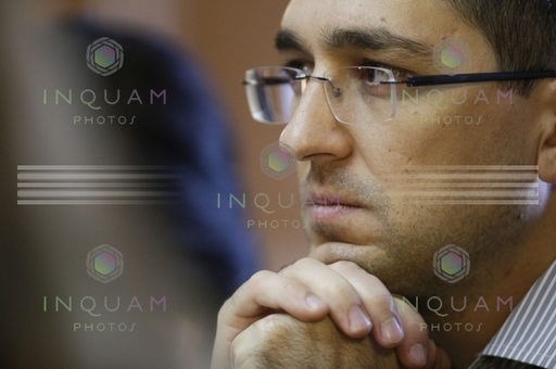 Vlad Voiculescu: Ministerul condus de Bodog nu doar că nu ia măsuri împotriva abuzurilor privind transplantul ci "face exact pe dos" prin proiectul legii transplantului