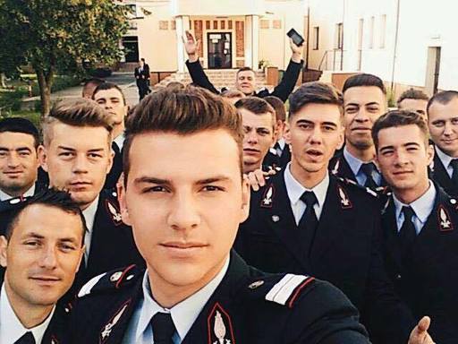 Concursul de admitere în şcolile de agenţi şi subofiţeri organizat de MAI începe astăzi; candidaţii au la dispoziţie peste 2.800 de locuri 