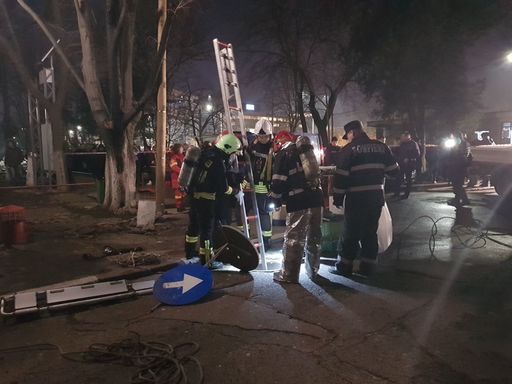 Muncitorul rănit după fisurarea unei ţevi a sistemului de termoficare din Capitală a murit la Spitalul Militar