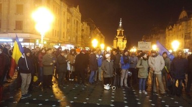 Petiţie online pentru susţinerea şefei DNA, semnată de aproape 8.000 de persoane: Domnule Iohannis, nu cedaţi presiunilor, nu o revocaţi pe Laura Codruţa Kovesi!
