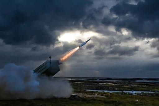 Preşedintele Iohannis a promulgat legea pentru achiziţia rachetelor HIMARS