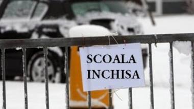 Cursuri suspendate, marţi şi miercuri, în toate unităţile din judeţul Brăila