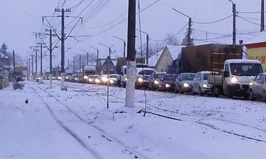Firma responsabilă de deszăpezire în municipiul Arad a mai primit două amenzi de la Poliţie, pentru că nu şi-ar fi făcut treaba 