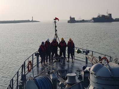 Zeci de marinari români vor participa la un exerciţiu multinaţional în Marea Mediterană