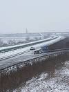 Circulaţia rutieră rămâne închisă din cauza poleiului pe Autostrada Soarelui, între Bucureşti şi Feteşti, şi pe DN 21A