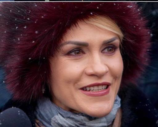 Firea: Funcţionarii publici inconştienţi din Ministerul Culturii să binevoiască să dea avizele pentru toaletarea copacilor din parcurile monument istoric
