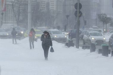 ANM: Vreme deosebit de rece, precipitaţii şi polei, până joi dimineaţă; vor fi temperaturi negative, mai mici şi cu 10 grade decât normalul perioadei